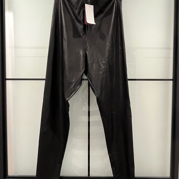 NWT Commando Perfect Control Faux Leather Legging - Picture 2 of 4